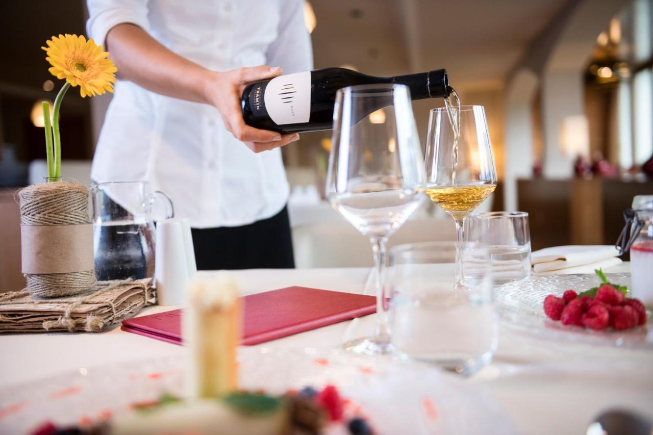 Hotel Spitaler Appiano Sulla Strada Del Vino Esterno foto