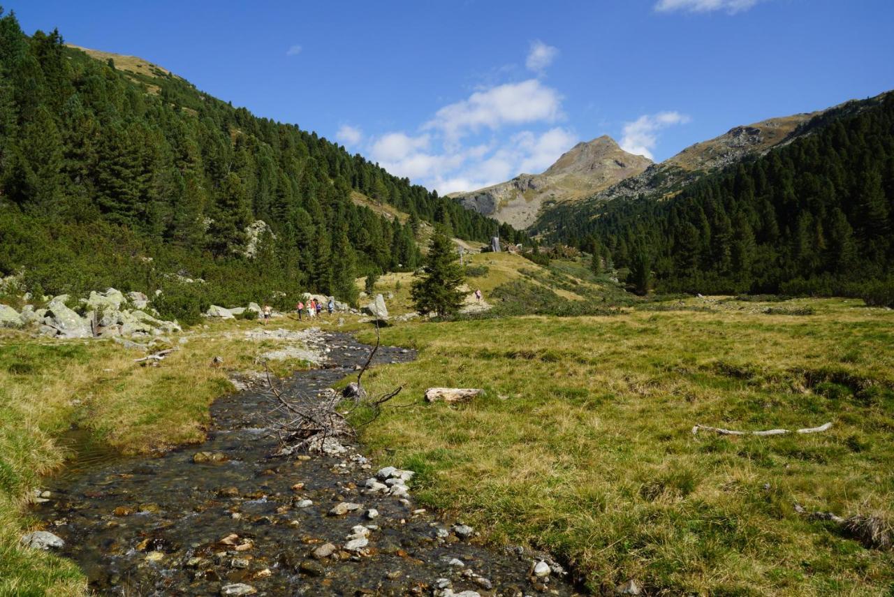 Hotel Spitaler Appiano Sulla Strada Del Vino Esterno foto